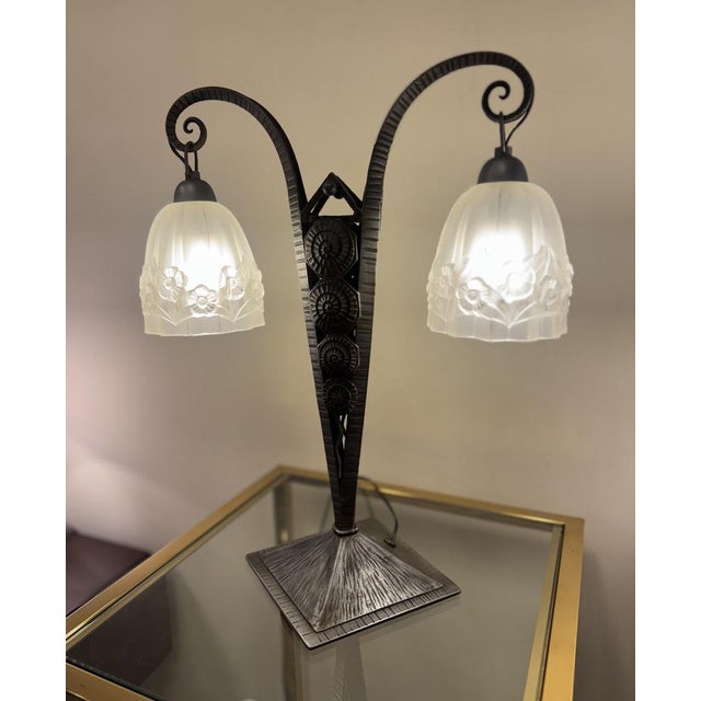Large Art Deco Double Tulip Lamp by Paul Gilles, 1930s For Sale - Image 4 of 18
