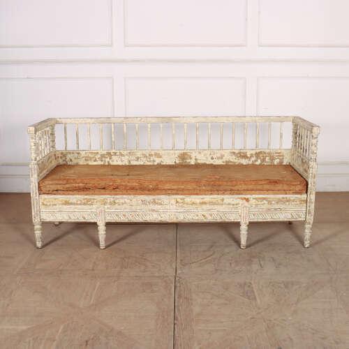 Good 18th century Swedish original painted pine settle bench with carved decoration. 1790. Seat height: 19-inches This...