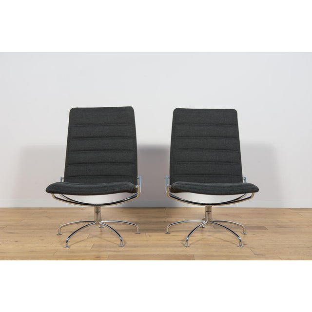 1980s Set of Mid-Century SAS Copenhagen Airport Lounge Chairs by Jens Ammunsen for Fritz Hansen, Denmark, 1980s For Sale - Image 5 of 18