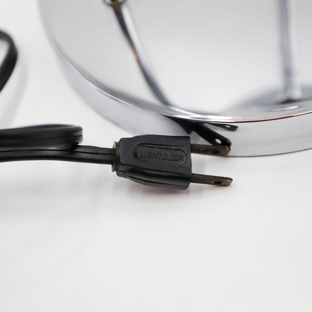 Mid-Century Modern 1970s Lightolier Three Tiered Floor Lamp by For Sale - Image 3 of 16