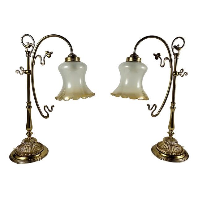 Vintage Bedside Lamps Floral Home Lighting, Set of 2 For Sale