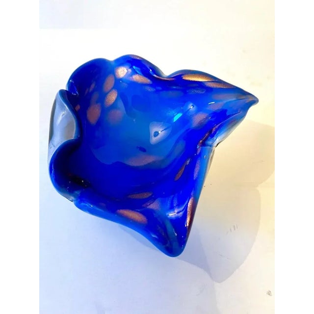 Italian Sommerso Murano Glass Bowl Ashtray in Brilliant Blue with Gold Flecks For Sale - Image 9 of 12
