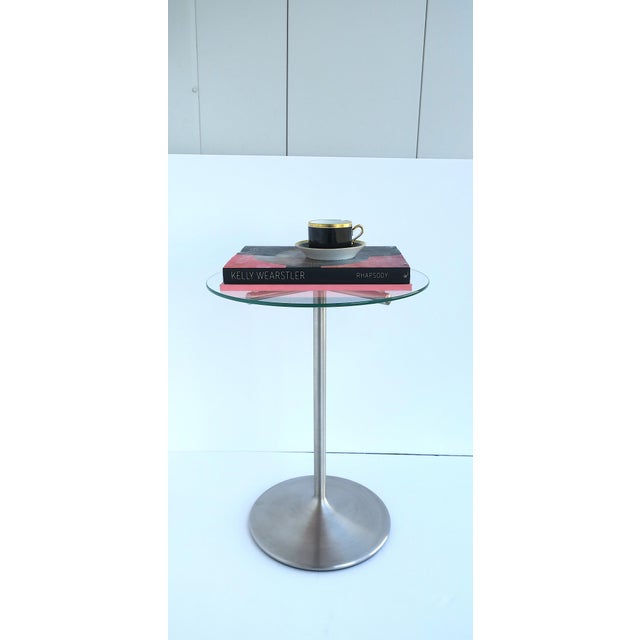 Metal Glass Side Drinks Table, Modern Minimalist, Circa Late 20th Century For Sale In New York - Image 6 of 10