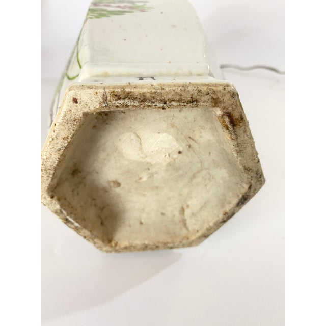 Chinese Porcelain Vase Shapee Table Lamp, China, 1880s For Sale - Image 6 of 10