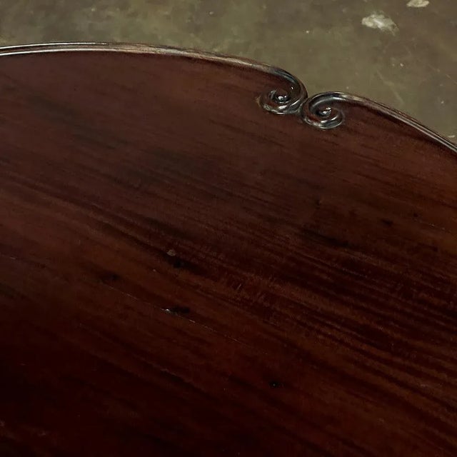 19th Century English Mahogany Tilt-Top End Table For Sale In Dallas - Image 6 of 13