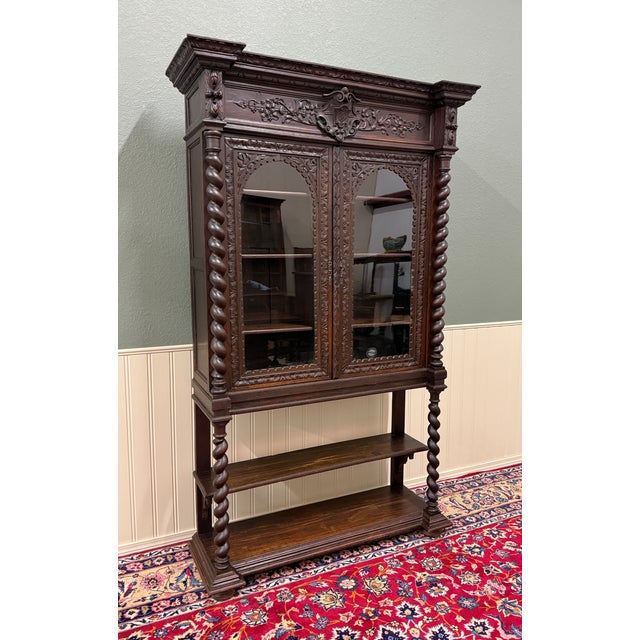 Antique French Louis XIII Style Bookcase Display Cabinet Barley Twist Oak c.1880 For Sale - Image 4 of 18