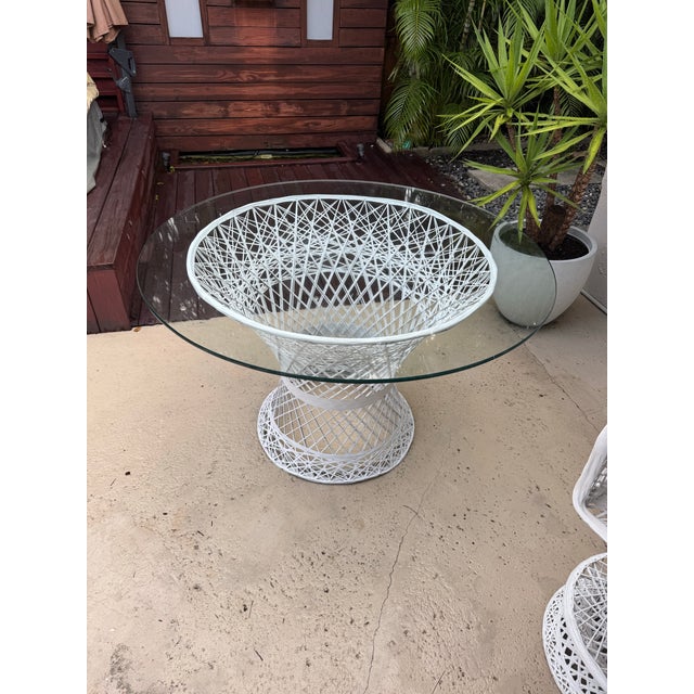 Mid-Century Modern 1950s Russell Woodard Spun Fiberglass Patio Set - Dining Table & Chair, 2 Pieces For Sale - Image 3 of 9