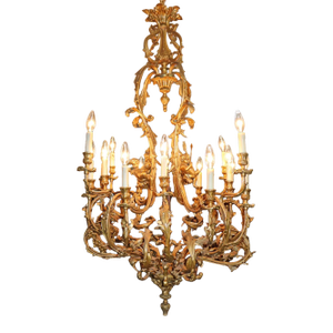 Early 20th Century French Rococo Style Gilt Bronze Putti 16 Light Chandelier