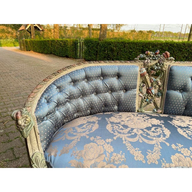 1950s French Louis XVI Gilt Beech Blue Damask Settee For Sale - Image 6 of 18