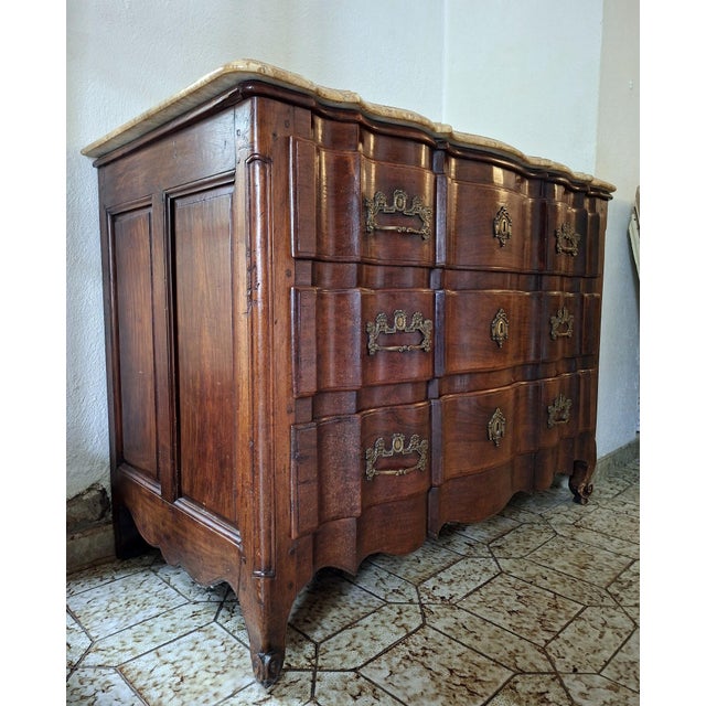 Louis XV Bordeaux-Style Mahogany Commode with Marble Top For Sale - Image 4 of 9