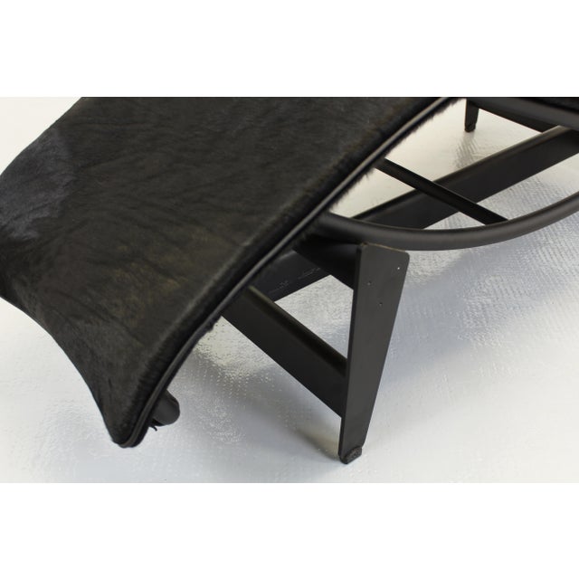 LC4 Chaise Lounge by Afra & Tobia Scarpa for Cassina For Sale - Image 5 of 8