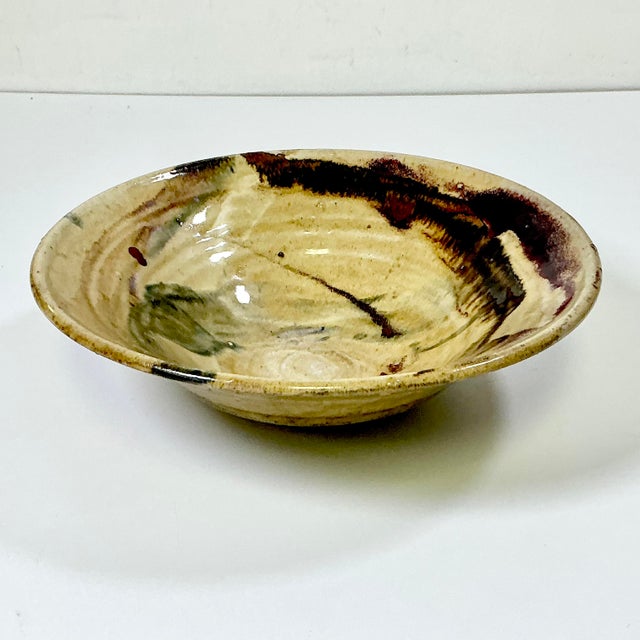1970s Vintage Boho Chic Americana Folk Art Studio Pottery Decorative Bowl. For Sale - Image 4 of 12