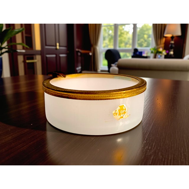 Vintage Murano Opaline Glass Ashtray, 1960s For Sale - Image 9 of 10