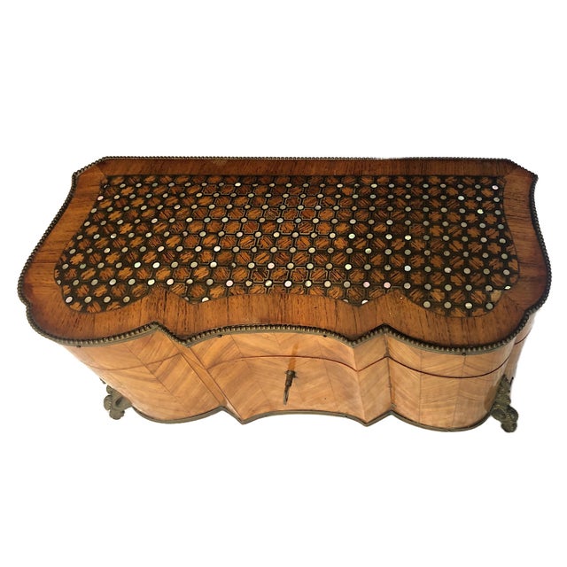 Mid 19th Century Antique French Tea Caddy With Lock and Key For Sale - Image 5 of 10