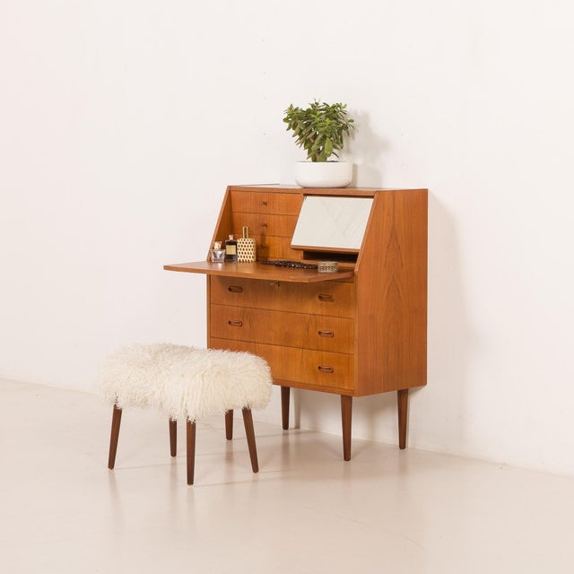 Mid-Century Danish Ottoman in Longhair Sheepskin, 1960s For Sale - Image 9 of 9