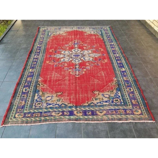 Art Deco 1960s Handknotted Vintage Turkish Rug For Sale - Image 3 of 11