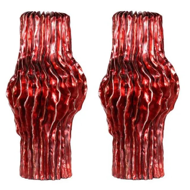 1990s Italian Tall Vase Featuring a Contemporary Design and a Crimson Red Finish. - a Pair For Sale - Image 13 of 13
