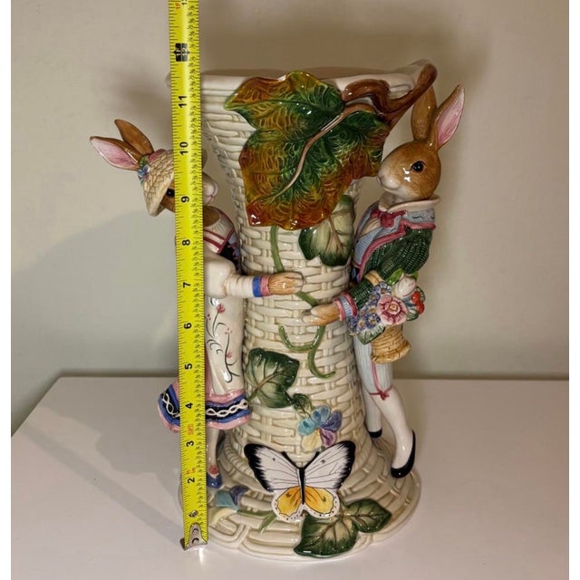 Mint Condition Vintage Fitz & Floyd "Old World Rabbits" 12" Ceramic Centerpiece Vase For Sale - Image 12 of 12