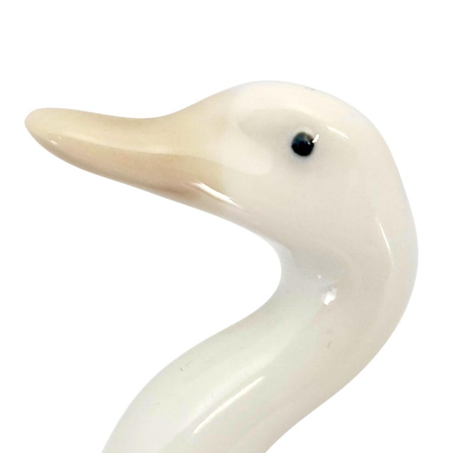 Pair of Lladro Little Duck Porcelain Figurines #4552 & #4553 For Sale - Image 11 of 12