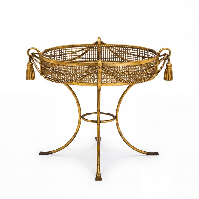 Hollywood Regency 1960s Large Scale Italian Hollywood Regency Gilt Metal Tole & Tassel Planter Plant Stand For Sale - Image 3 of 8