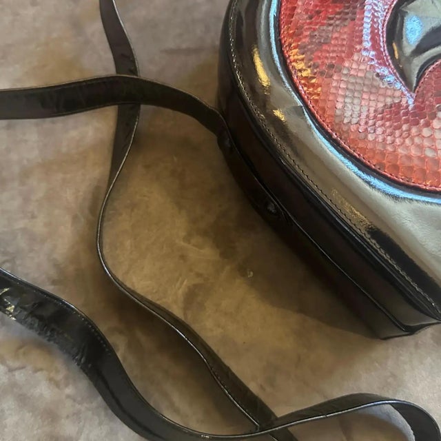 Contemporary 1990s High Quality Red and Black Italian Evening Bag by Luciano Padovan For Sale - Image 3 of 11