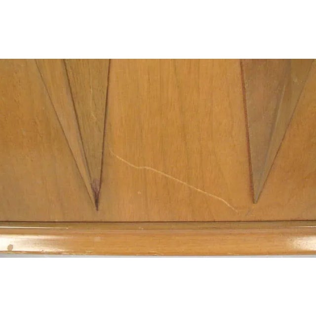 1970s Mid-Century Modern Diamond Front Dresser by Albert Parvin For Sale - Image 5 of 11