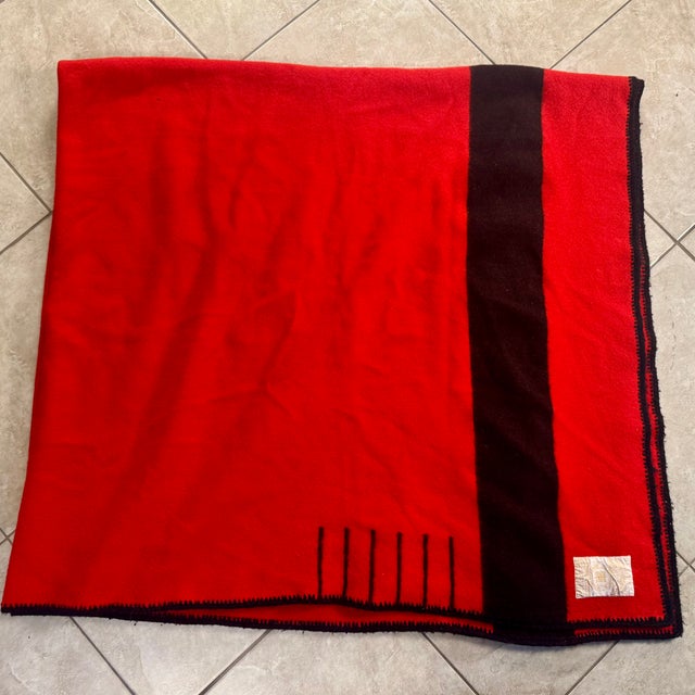 1960s Hudson's Bay Point Blanket - 6 Point Red With Black Stripes Queen Size Wool Blanket For Sale - Image 4 of 8