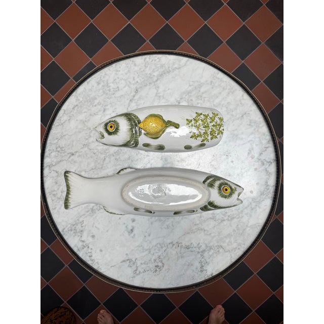 Very rare 1960’s Italian serving set. Hand painted with beautiful details and colors.