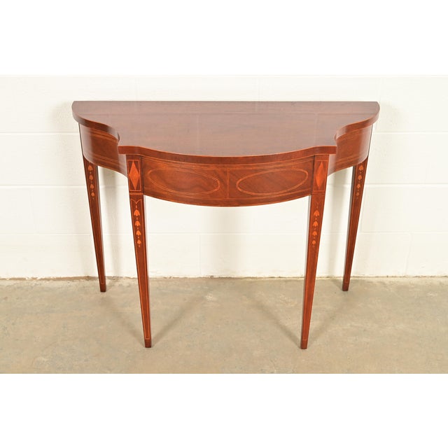 A gorgeous Federal or Hepplewhite style console or entry table By Baker Furniture, "Historic Charleston" Collection USA,...