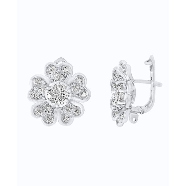 Late 20th Century AGI Certified 2 Ct Diamond VS Quality Flower/Cluster Earring Platinum 0.7 Carat For Sale - Image 5 of 18
