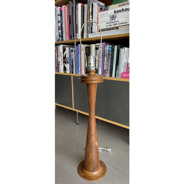 Mid-Century Modern Vintage Sculptural Wood Lamp Space Needle Modeline Powell Style Mid Century For Sale - Image 3 of 12