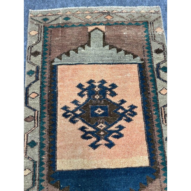 Turkish Yastik Rug 1'9" x 2'9" For Sale - Image 4 of 5