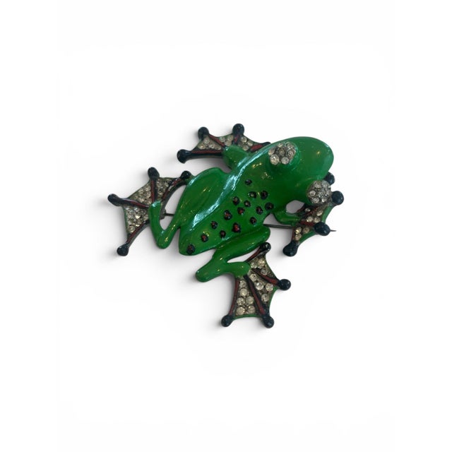 American 1940's Enamel Frog Brooch For Sale - Image 3 of 4