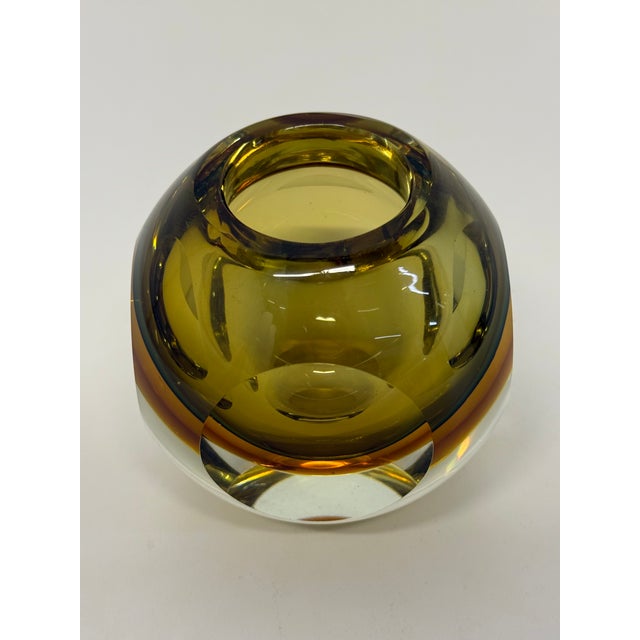 Mid-Century Modern Italian Murano Glass Studio Art Vase, 1960s For Sale - Image 3 of 9