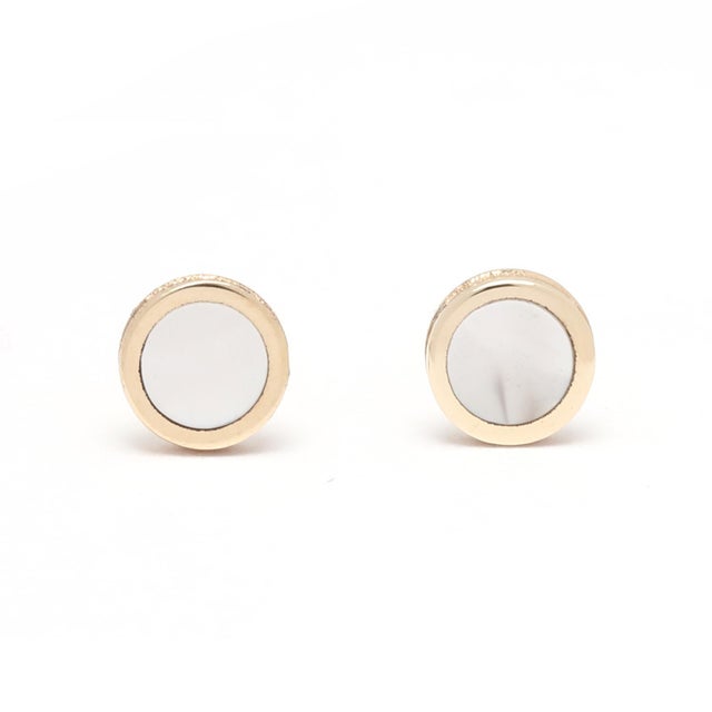 Dainty Mop Round Disc Stud Earrings, 14k Yellow Gold, Width 4.75 Mm, Pair For Sale - Image 4 of 4