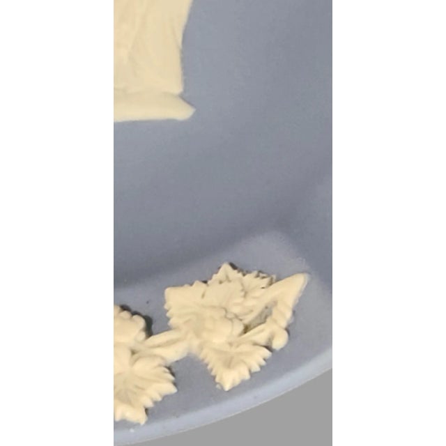 Vintage Wedgewood Blue Jasperware Ashtray Neoclassical Figural Scene For Sale - Image 6 of 7