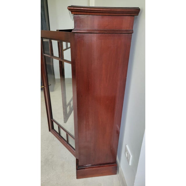 Low English Style Georgian Mahogany Display Bookcase, 1890s For Sale - Image 3 of 14
