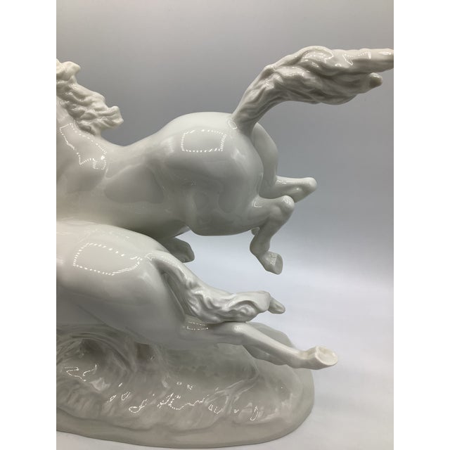 Vintage 60s Hutschenreuther Germany Porcelain Galloping Stallion Horses Lg Statue Sculpture For Sale - Image 13 of 14