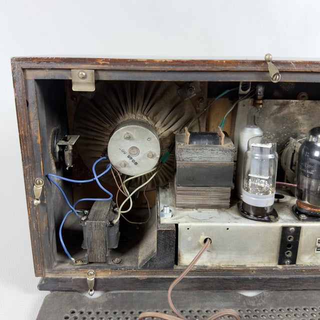 Vintage Type 113 B Wooden Tube Radio from Philips For Sale - Image 10 of 16