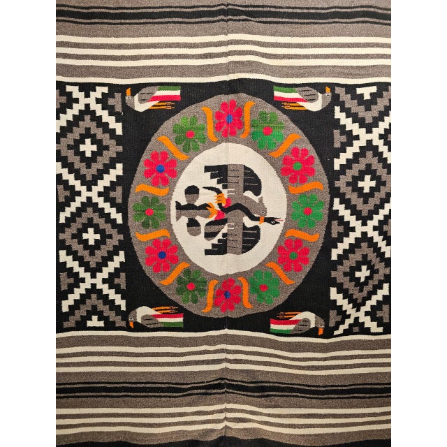 Textile Vintage Mexican Serape Kilim Rug, Flat-Woven Medallion Pattern, Gray & Black, 5x7 For Sale - Image 7 of 14