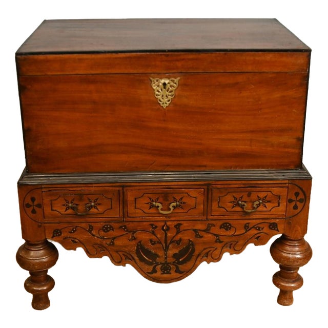 Antique Portuguese Inlaid Linen Trunk, 1800 For Sale