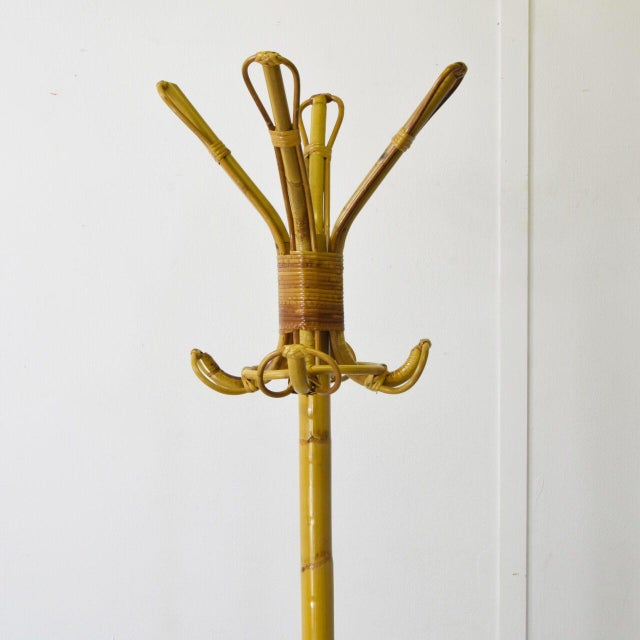 Vintage Italian Bamboo & Rattan Coat Rack, 1960s, in Good conditions. Designed 1960 to 1969