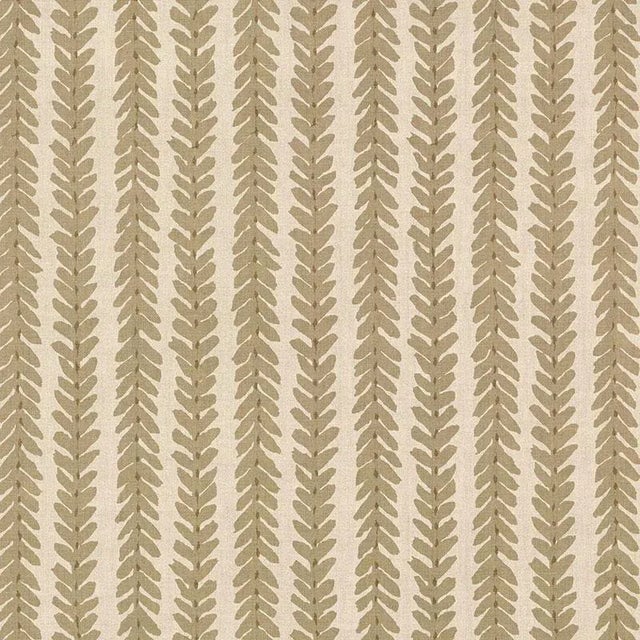 Rustic Sample - Schumacher X Veere Grenney Woodperry Fabric in Brown For Sale - Image 3 of 3