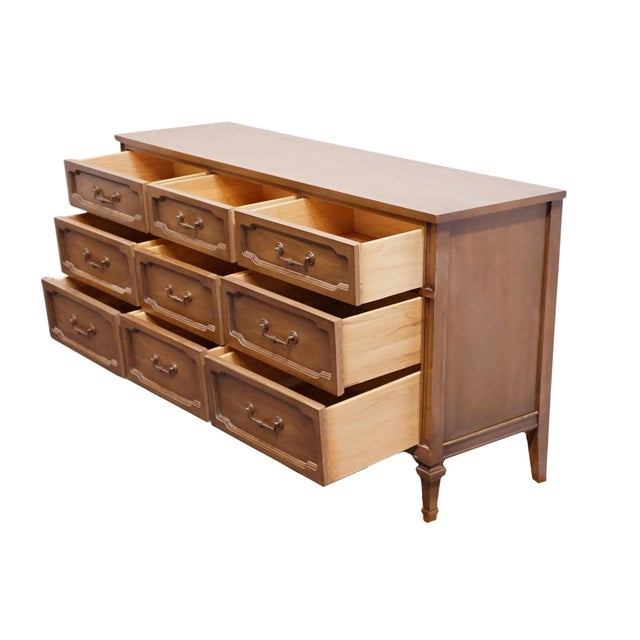 Thomasville Furniture Solid Walnut French Regency Style 62" Triple Dresser 7110-30 For Sale In Kansas City - Image 6 of 13