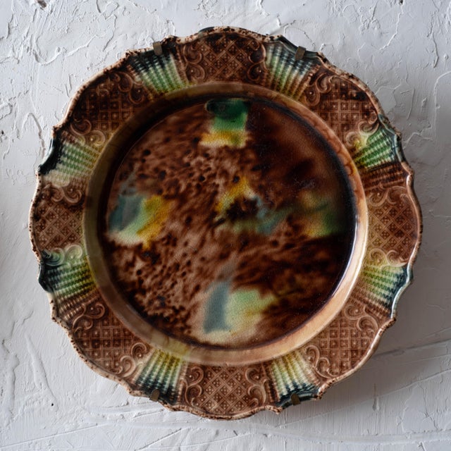 Pair of Whieldon-Type Creamware Plates, c.1760 For Sale - Image 4 of 14