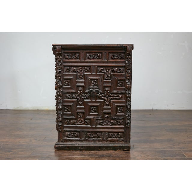 Spanish Renaissance 1680s Walnut Spice Cabinet with Foliage Carved Décor For Sale - Image 4 of 12