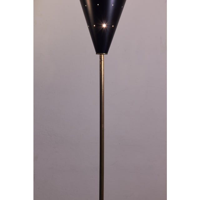 Mid-Century Brass and Marble Floor Lamp attributed to Ostuni for Oluce, 1950s For Sale - Image 4 of 13