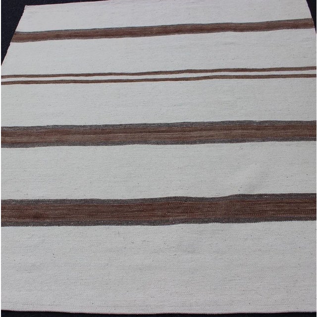 Mid 20th Century Turkish Vintage Kilim Flat-Weave Rug in Off White Brown With Stripe Design For Sale - Image 4 of 10
