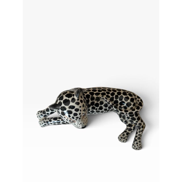 1970s Italian Black & White Majolica Snow Leopard Figurines – Pair For Sale - Image 10 of 12