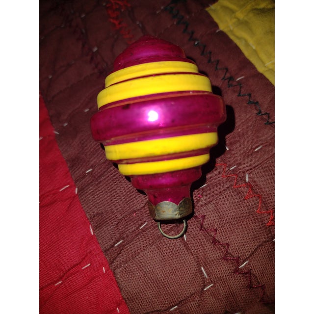 Shiny Brite and Other Ornaments in Shiny Brite Box For Sale - Image 18 of 18